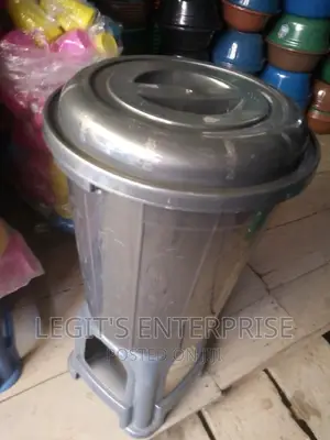Mini Water Container