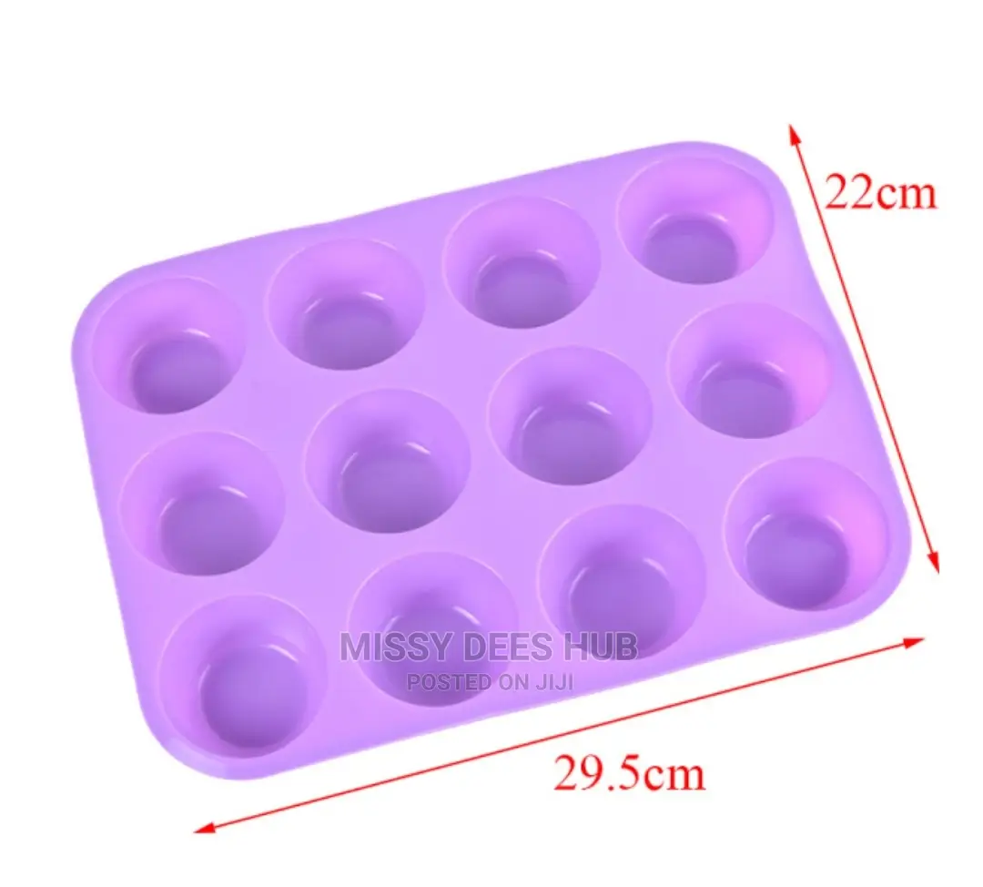 Silicone Cupcake Tray - 12 Holes