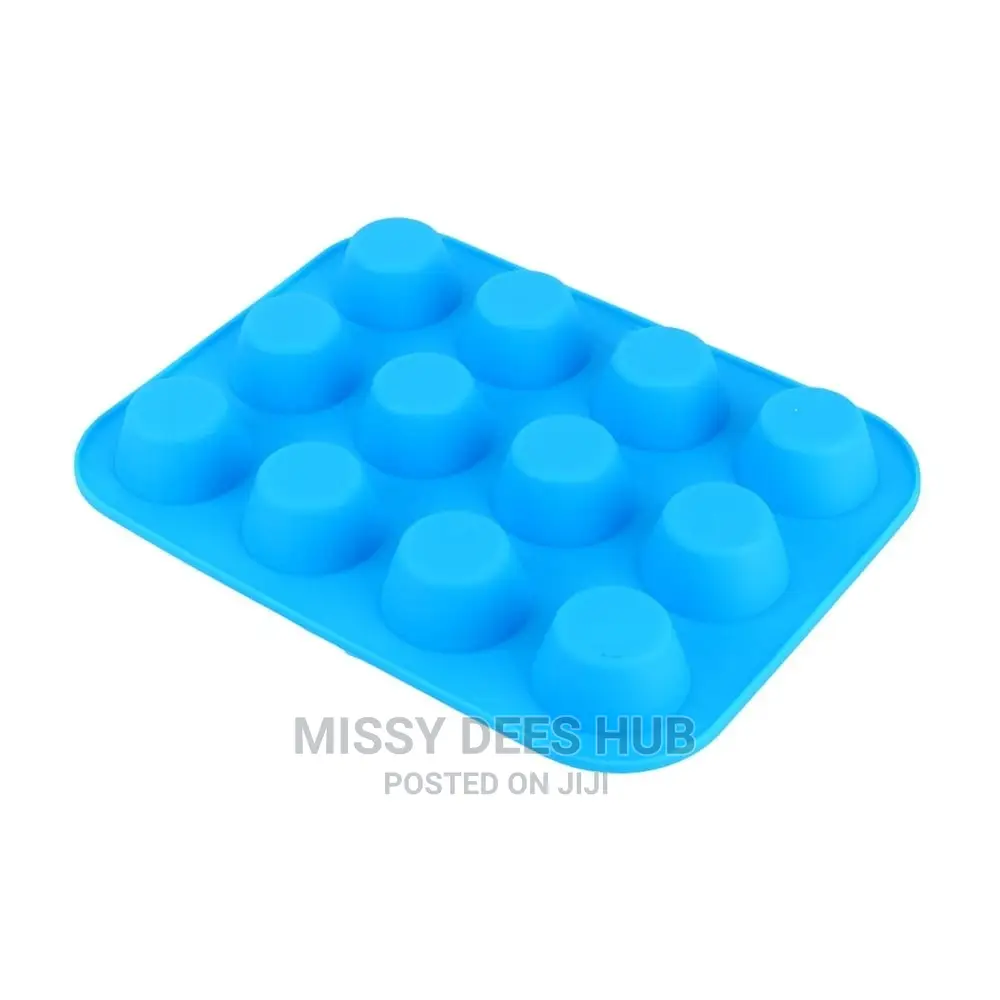 Silicone Cupcake Tray - 12 Holes