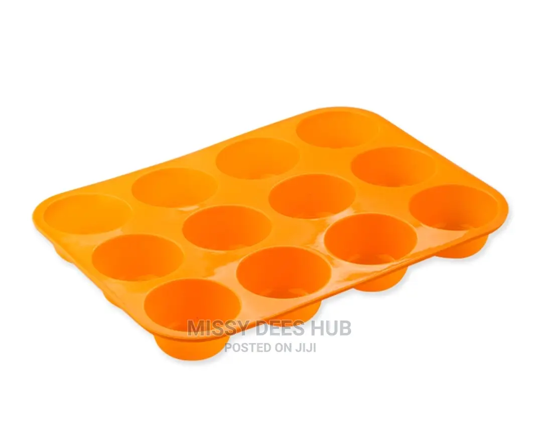 Silicone Cupcake Tray - 12 Holes