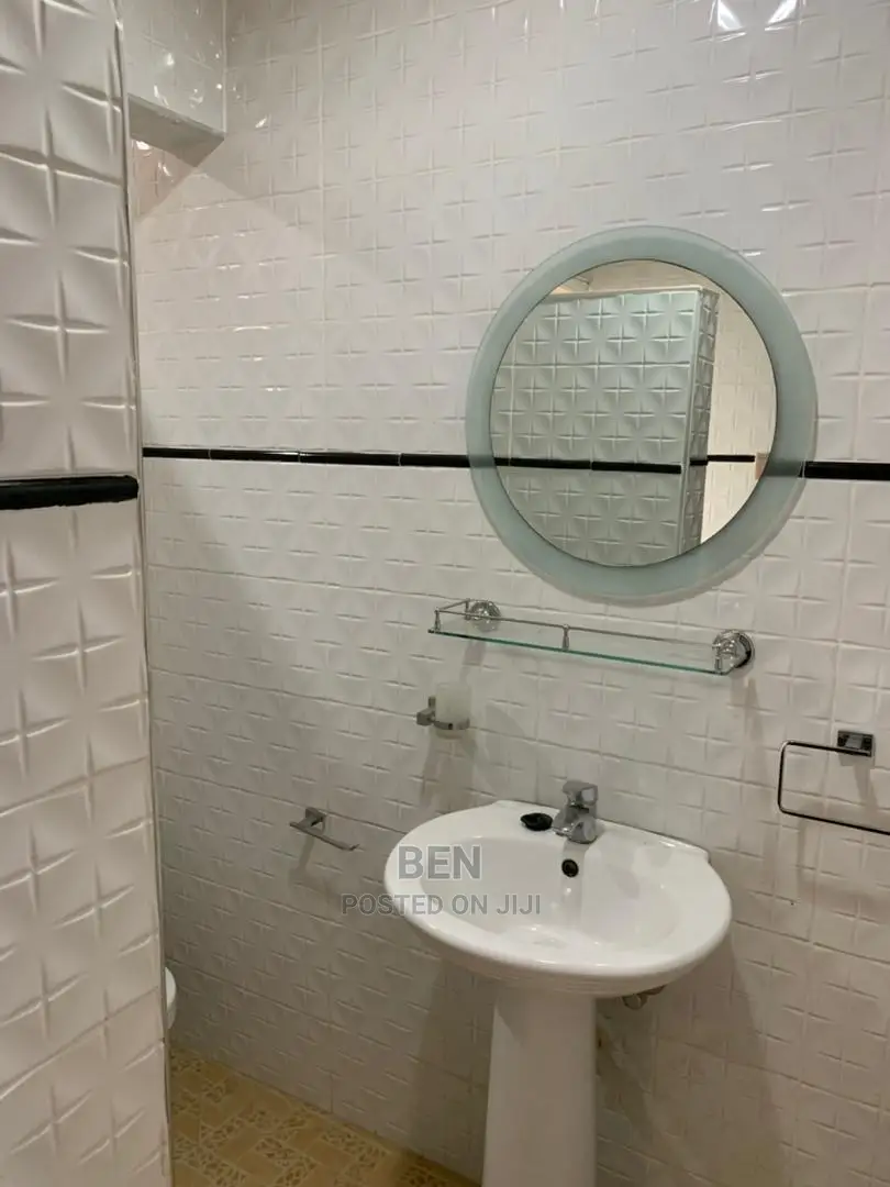 3bdrm Apartment in Kisseman, Achimota for Rent