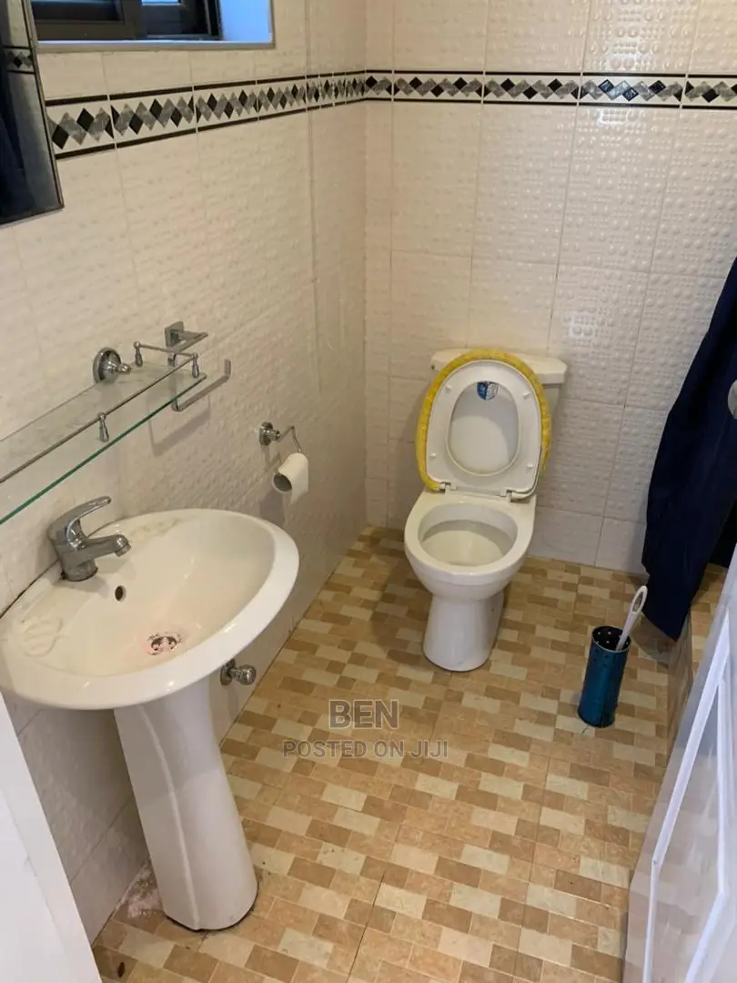 3bdrm Apartment in Kisseman, Achimota for Rent