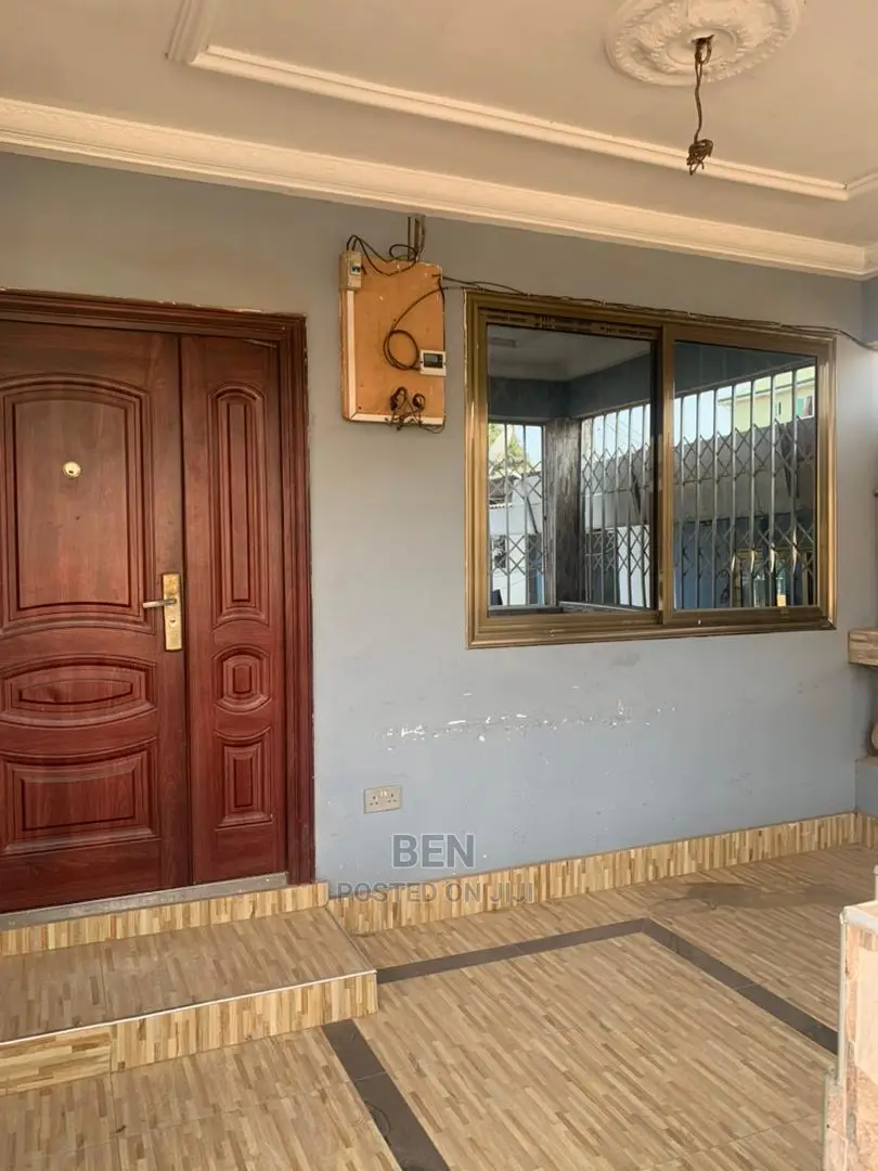 3bdrm Apartment in Kisseman, Achimota for Rent