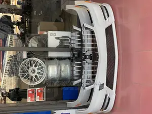 Mercedes Benz W204 C250 C300 Front Bumper Set 2012 2013 2014