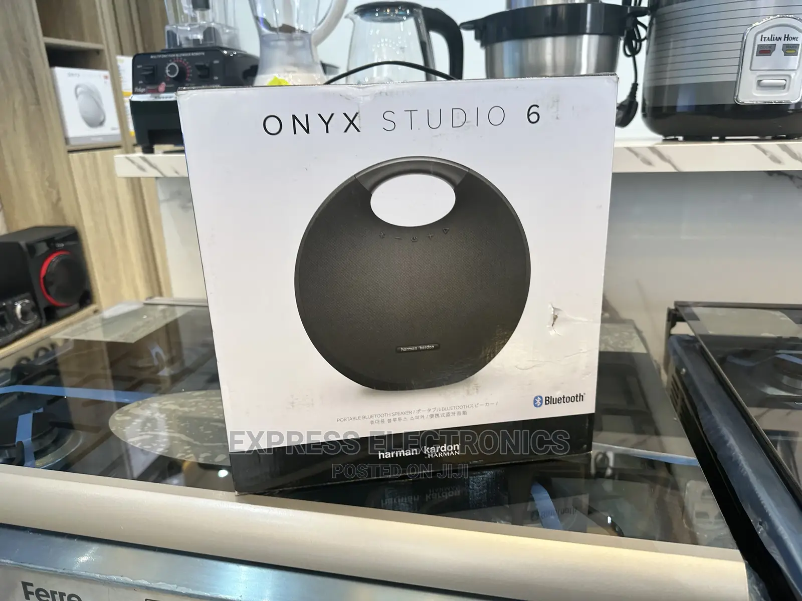 Harman Kardon Best Experience Sounds Onyx Studio 6