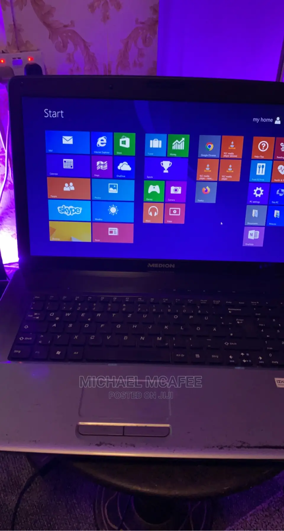 Laptop Medion 4GB Intel Core I3 HDD 700GB