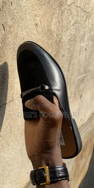 Black Half Shoe