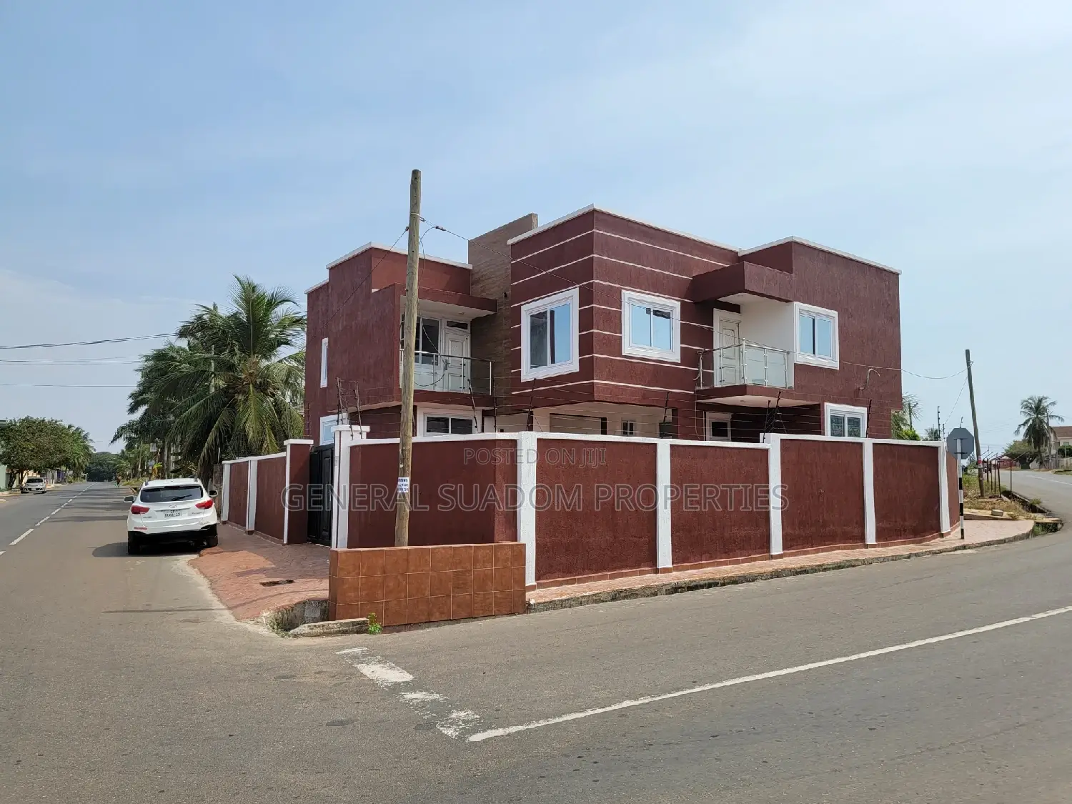 4bdrm Duplex in Suadom Properties, Baatsona Total for rent