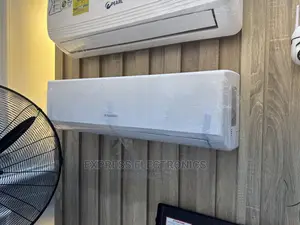 NAS-M18N1 2.0hp On/Off Split Hidden Led Nasco AC