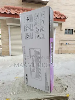 Yamaha E383