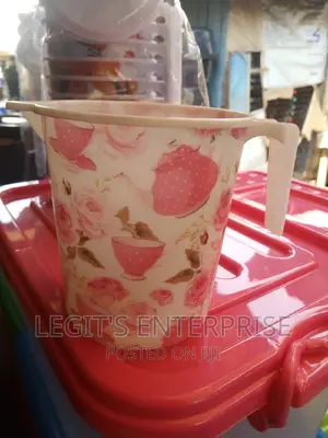 Plastic Jug Cups With Covers