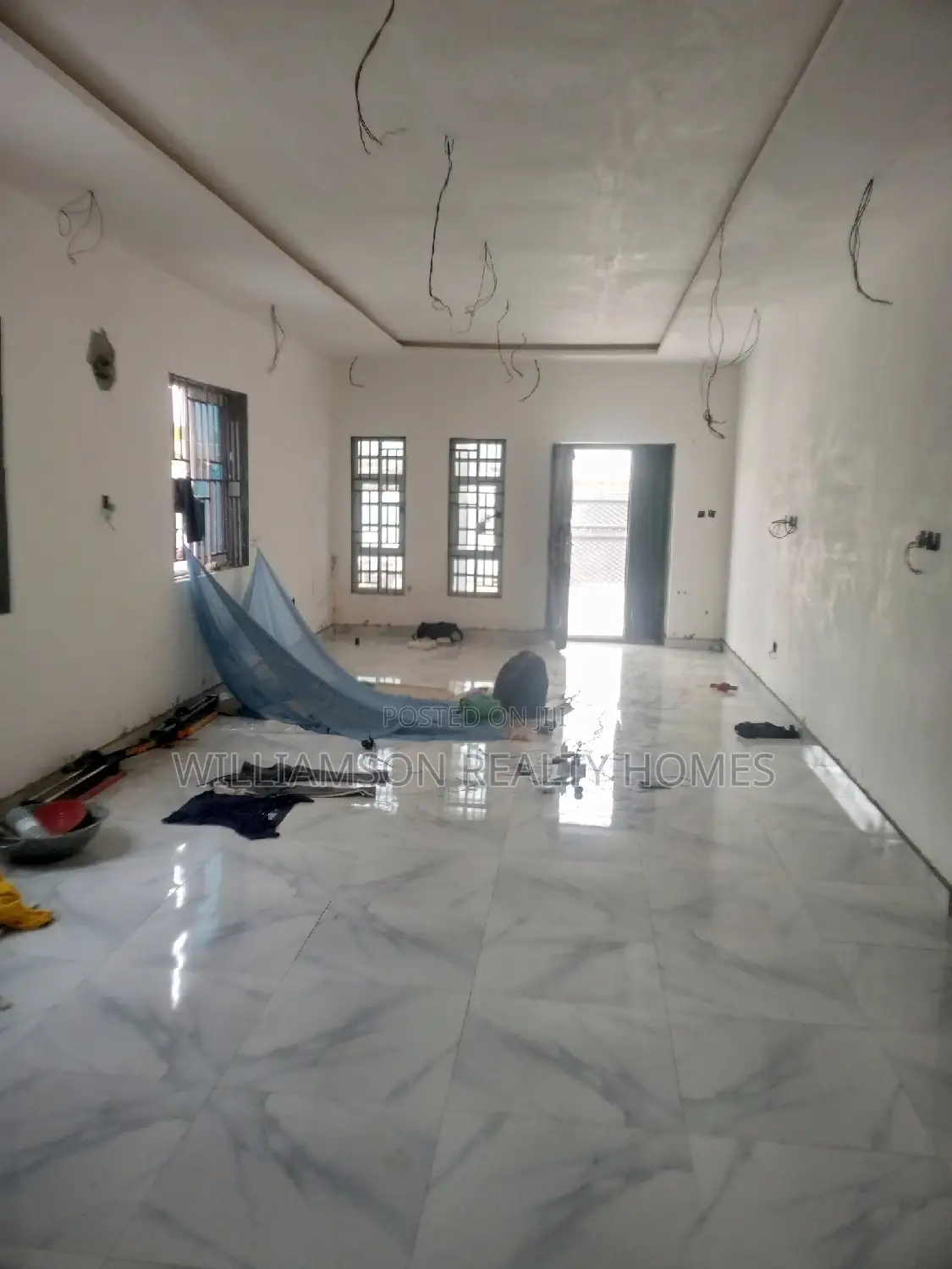 3bdrm House in Hfc Estate, Spintex for sale