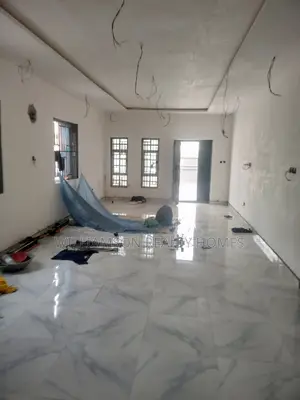 3bdrm House in Hfc Estate, Spintex for sale