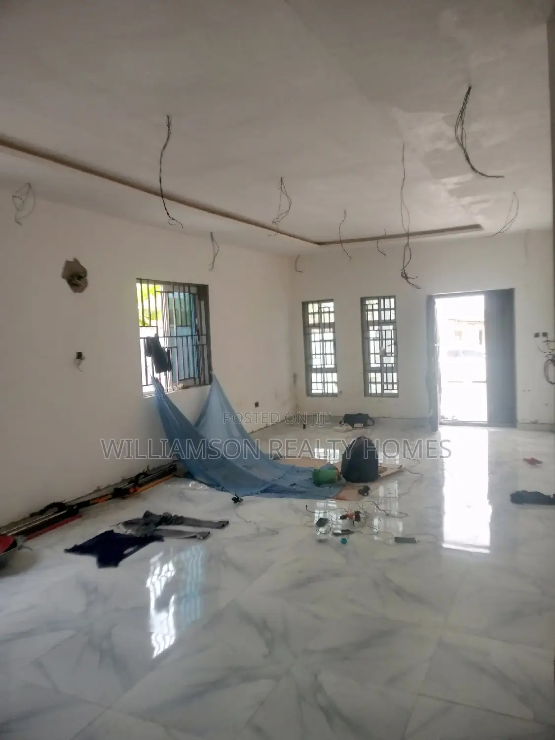 3bdrm House in Hfc Estate, Spintex for sale