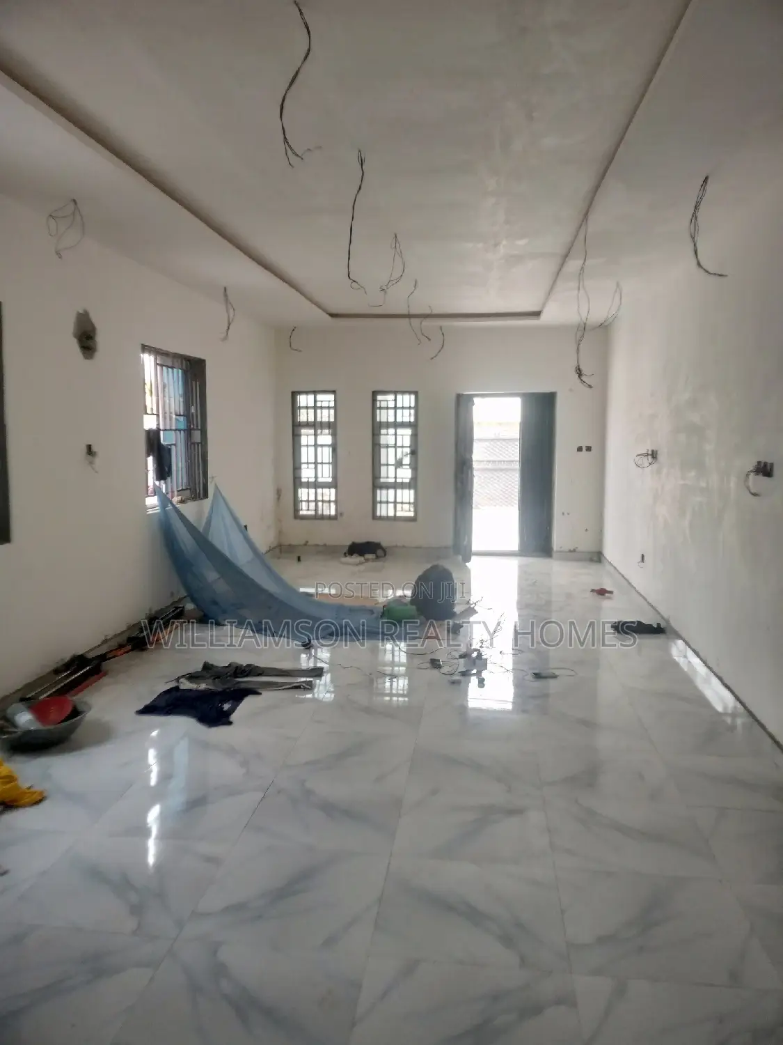 3bdrm House in Hfc Estate, Spintex for sale