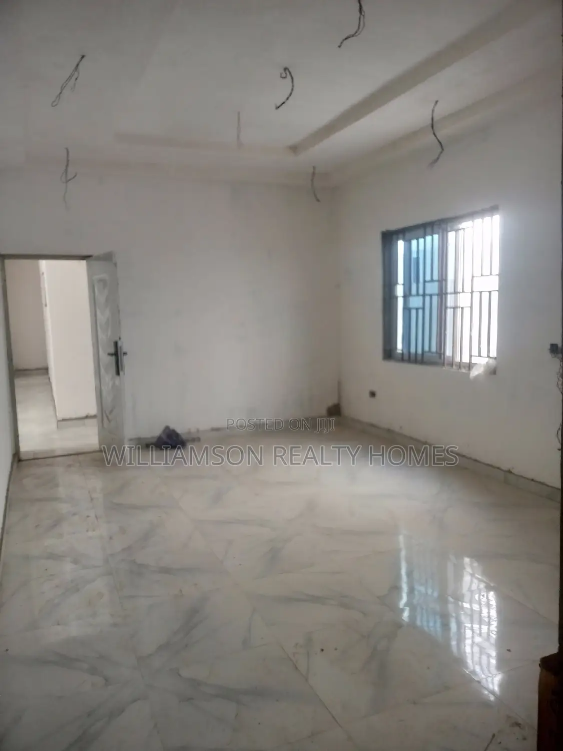 3bdrm House in Hfc Estate, Spintex for sale