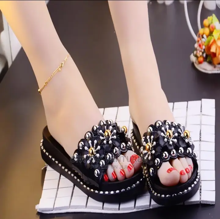 Women Flower Slippers