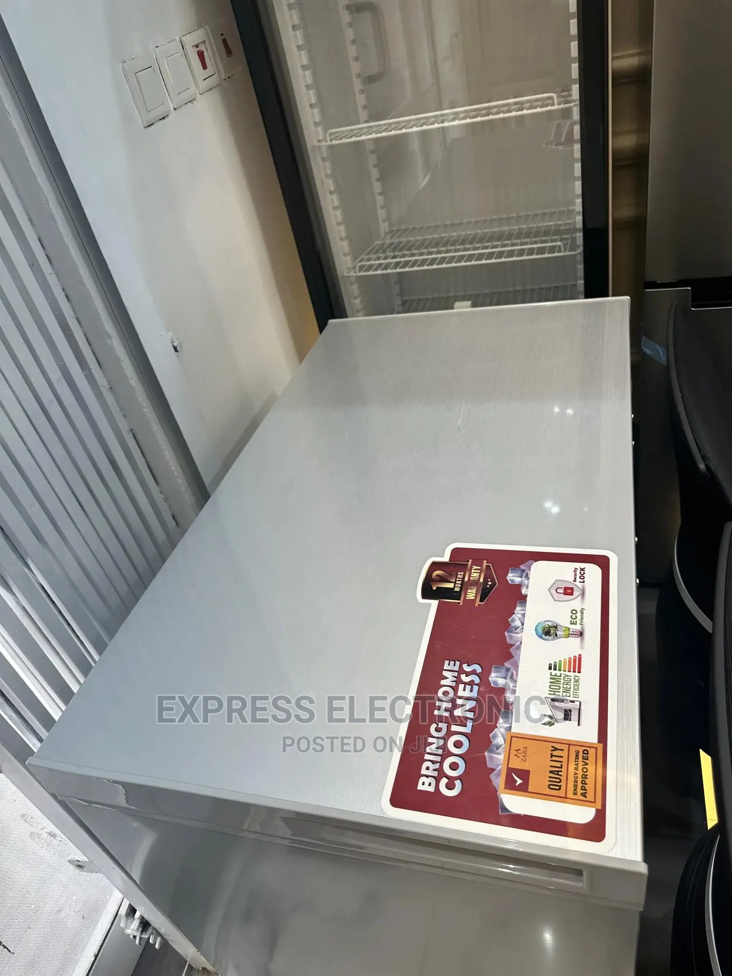 Pearl PCF-460(380)L Chest Extreme Cool Freezer