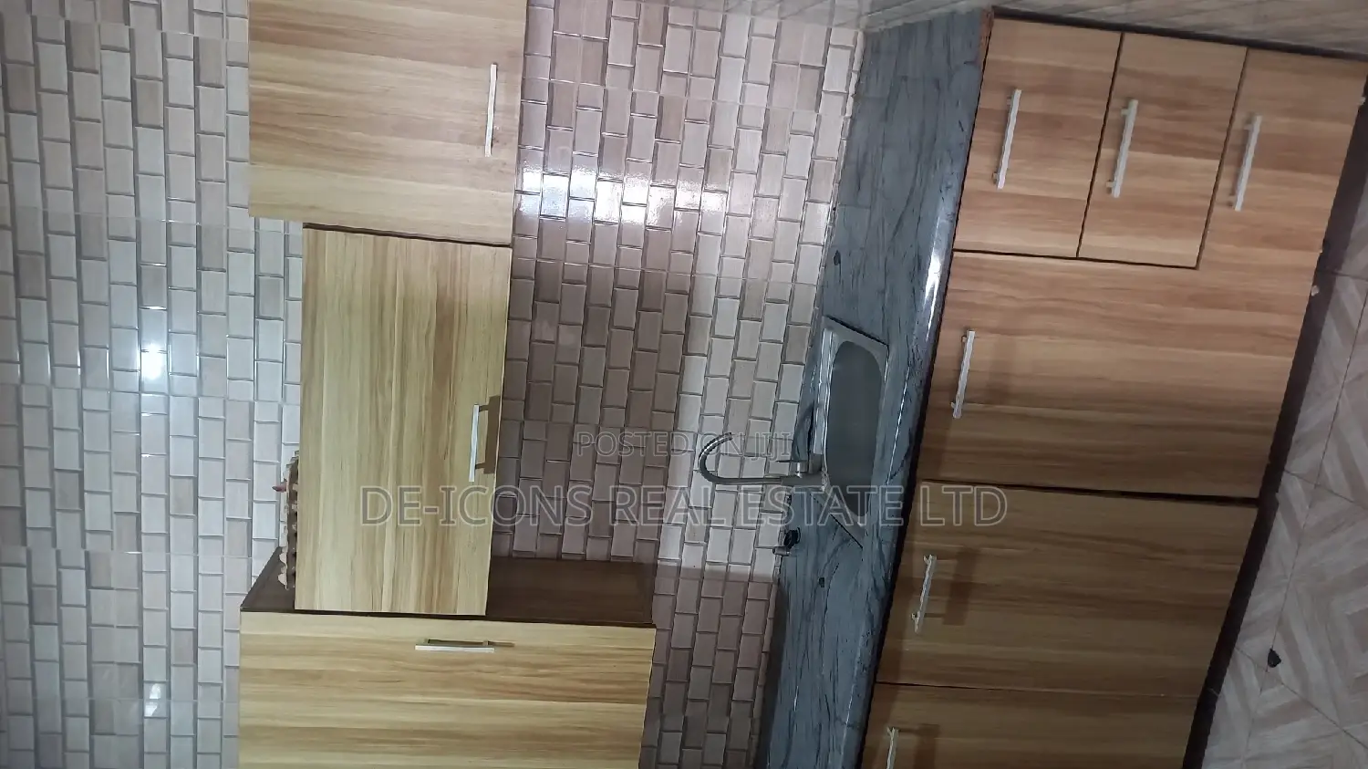 1bdrm Mansion in De-Icons Real Estate, Awutu Senya East Municipal