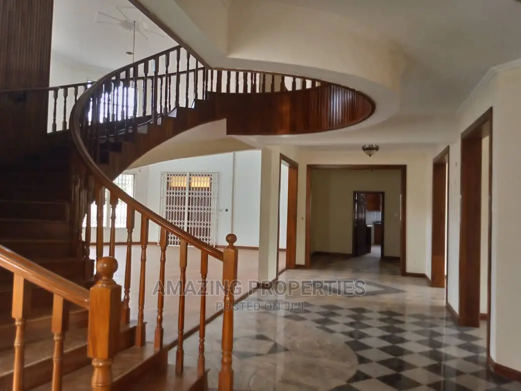 6bdrm House in Adjiriganor for Rent