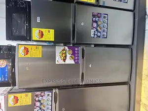 Extremely Cool  Rainbow Fridge Rf-200b (140L)