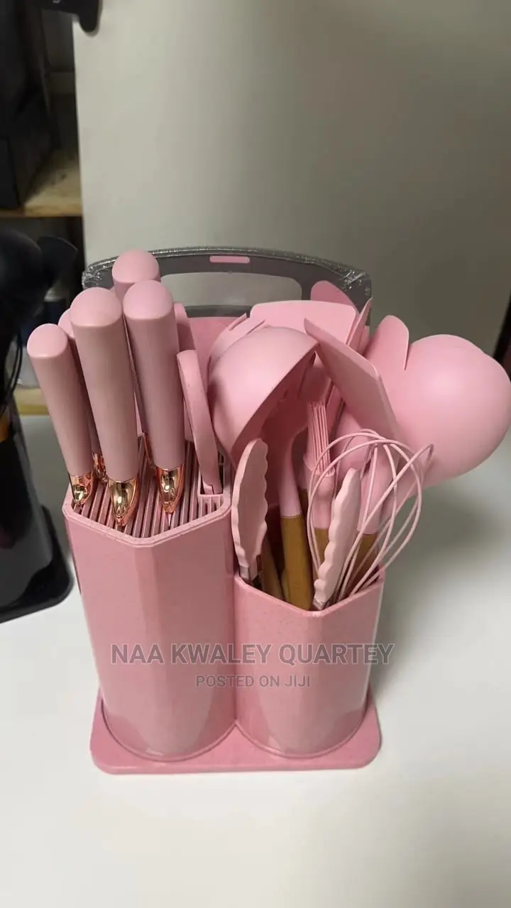 19pcs Kitchen Utensils Set + Board