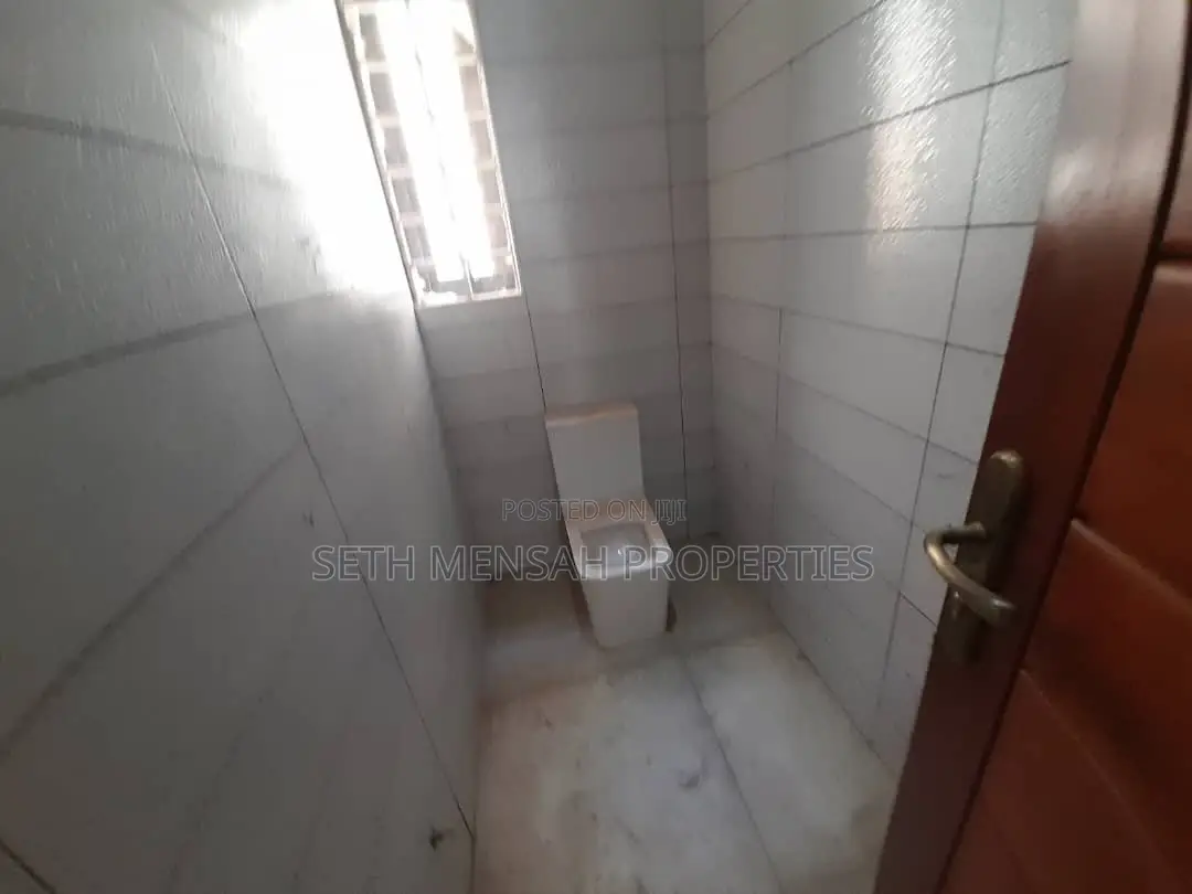 Furnished 4bdrm House in Teshie for Rent