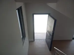 4bdrm Townhouse / Terrace in 4Bedroom Townhouse, Accra Metropolitan