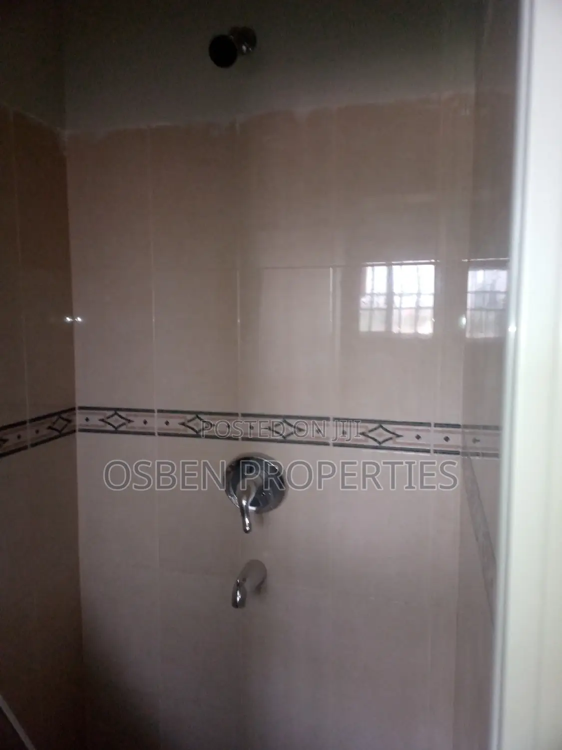3bdrm Apartment in Pleasant Properties, Spintex for rent