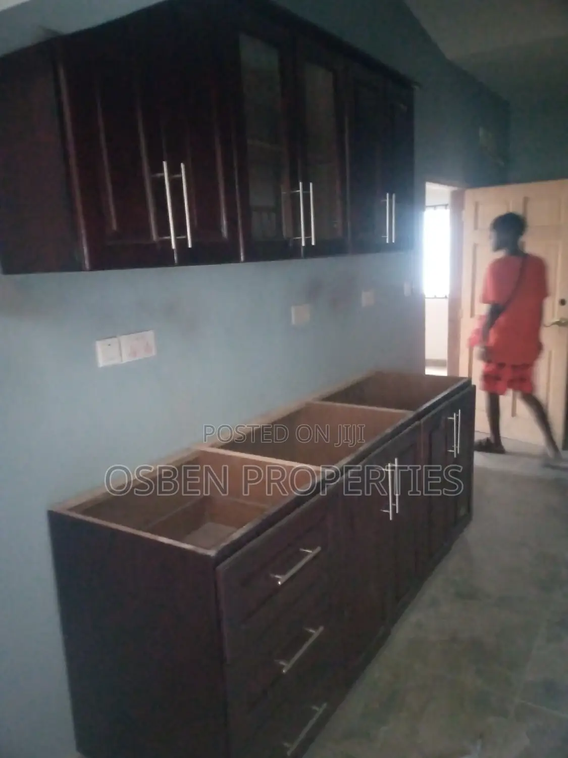 3bdrm Apartment in Pleasant Properties, Spintex for rent