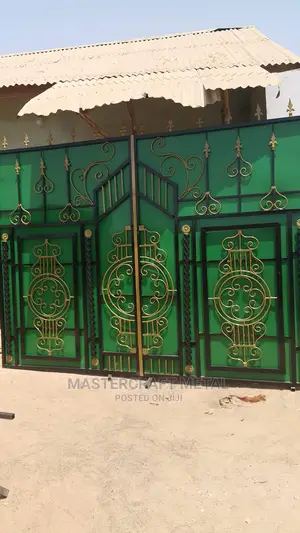 Modern Metal Door/Metal Gate/Main Gate