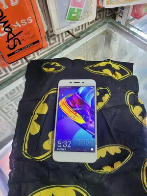 Huawei Honor Play 64 GB Gold