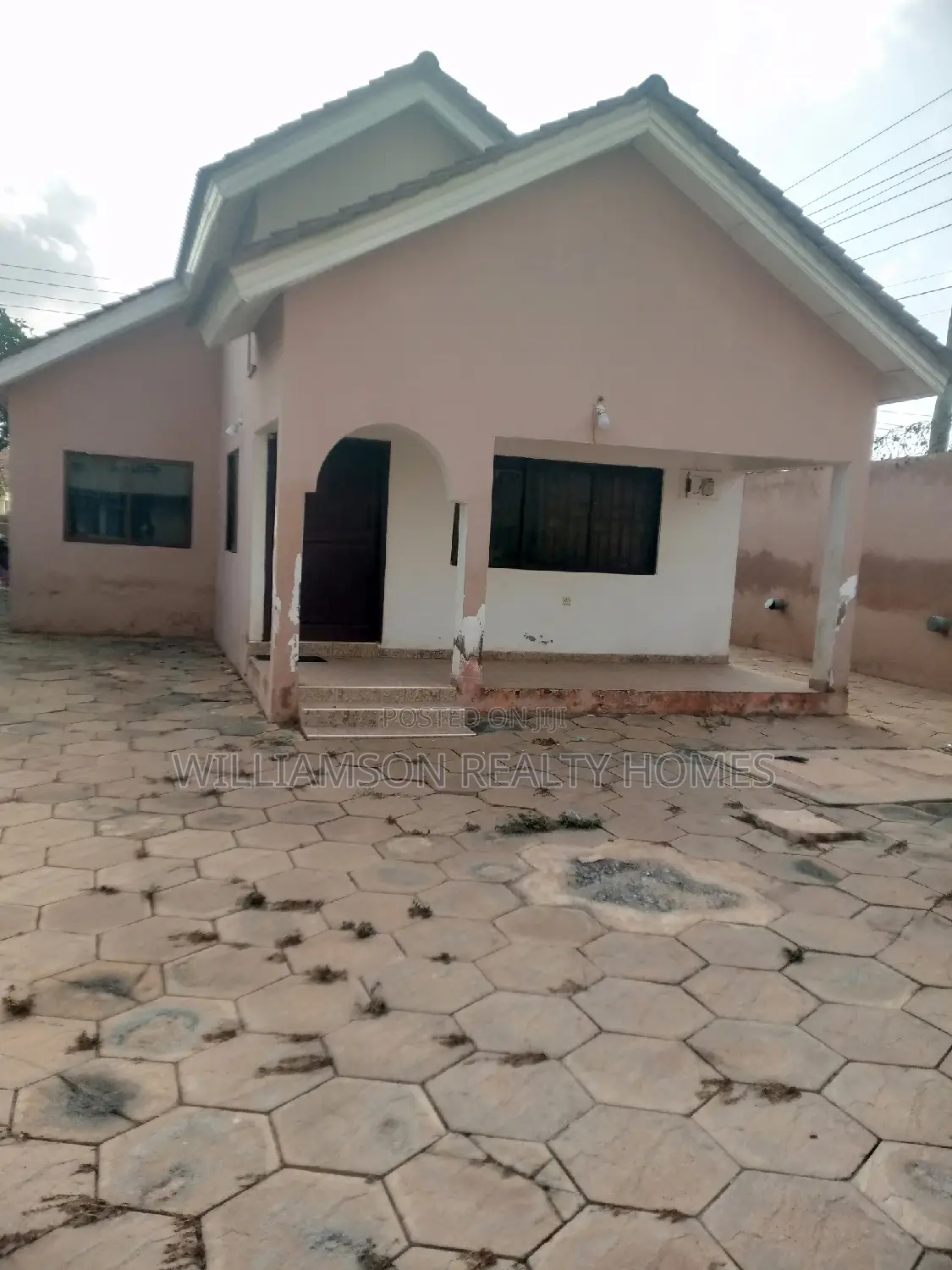 2bdrm House in Devtraco Estate, Spintex for rent