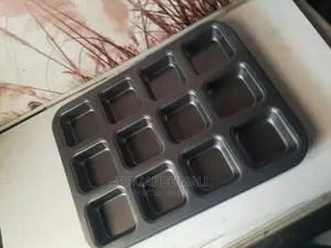 Square Cup Cake Tin 12 Holes