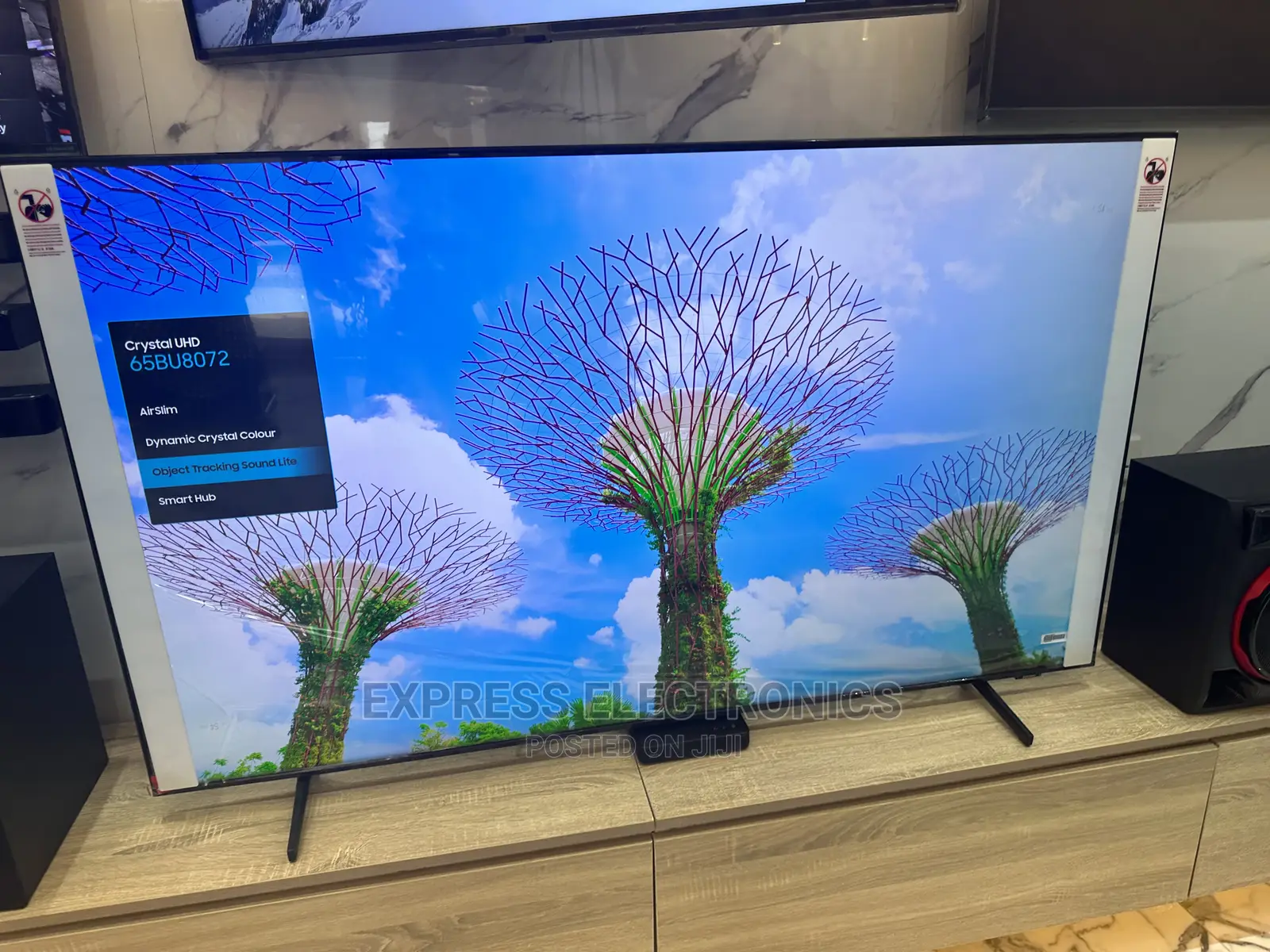 65BU8072 Samsung UHD Display Smart Tv