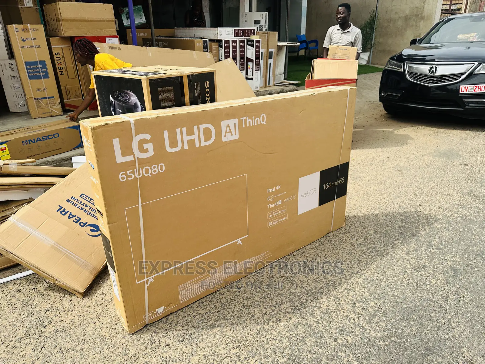 65UQ8000 UHD Smart LG Tv
