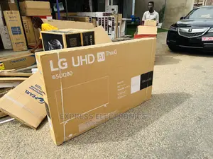 65UQ8000 UHD Smart LG Tv
