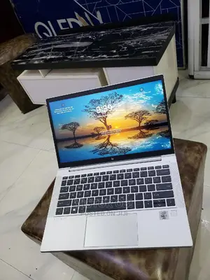 Laptop HP EliteBook 830 G7 8GB Intel Core I7 SSD 256GB