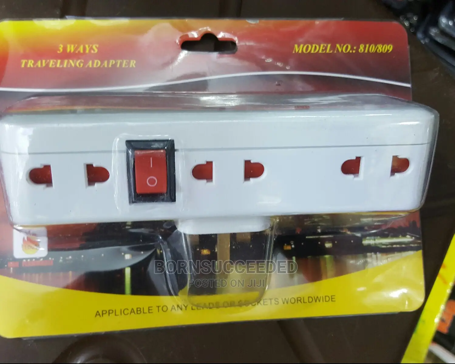3 in 1 Multi Socket Adaptor With USB Ports