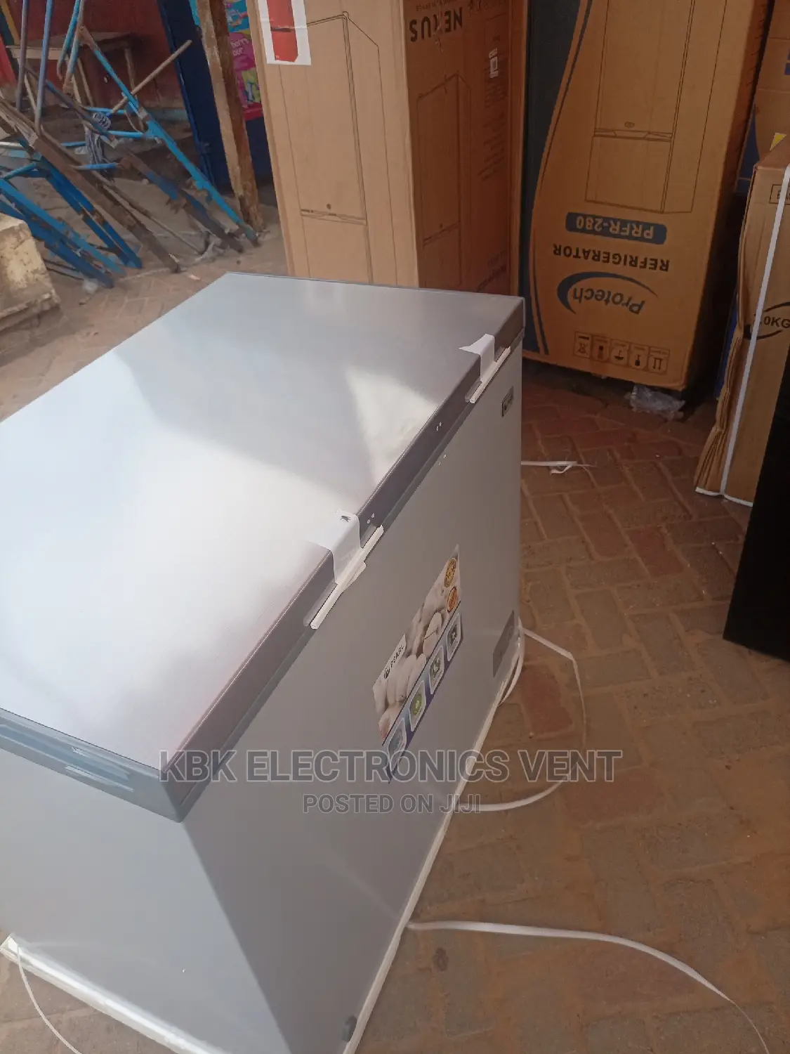 Pearl Pf290(251ltr Chest Freezer