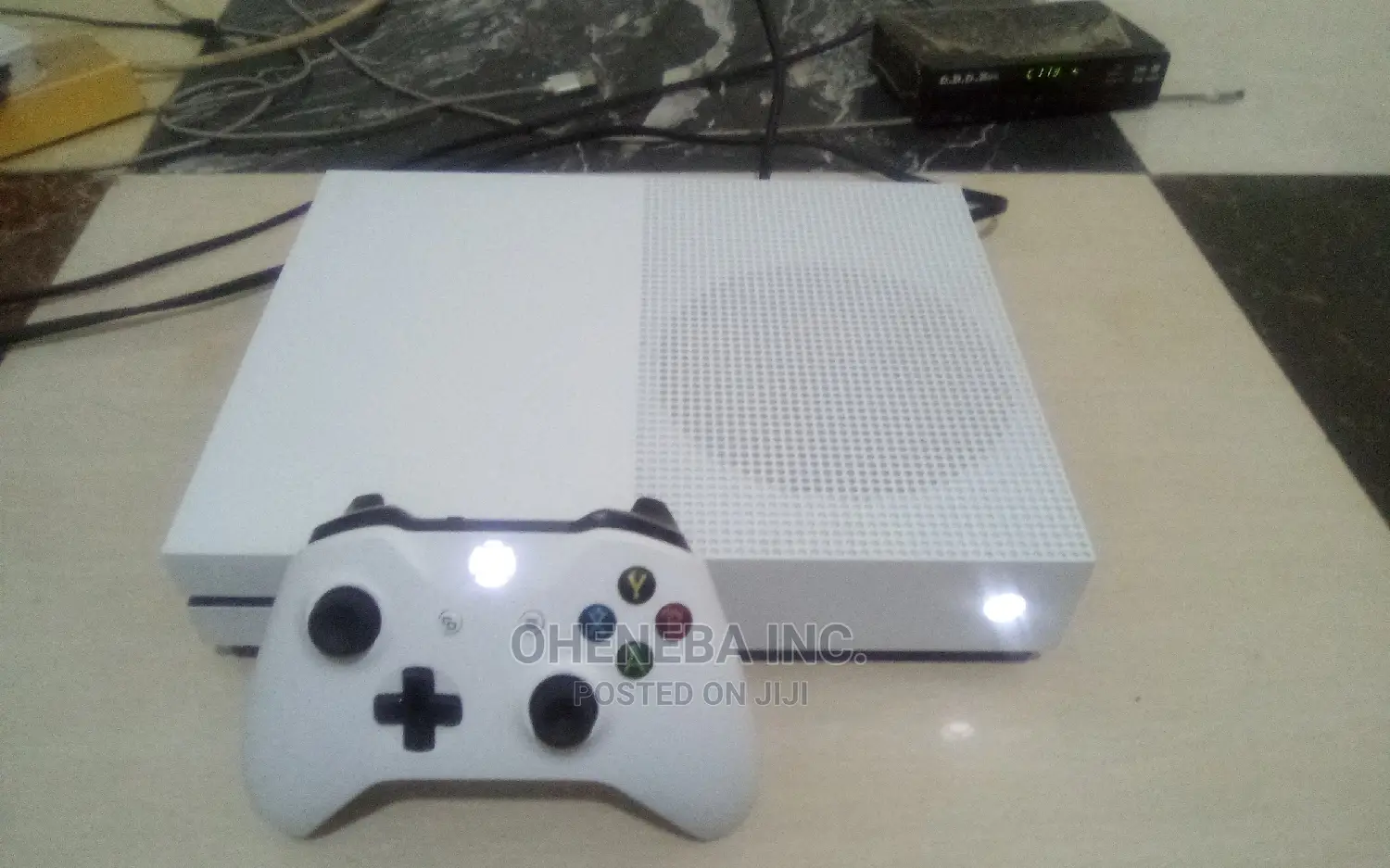 Xbox One S With 10 Games Installed + 1pad