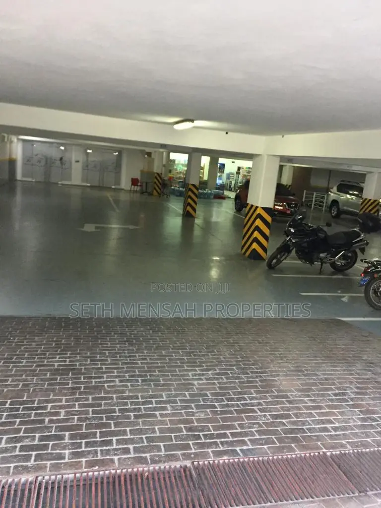 Furnished 3bdrm Apartment in Skm, Airport Residential Area for Sale