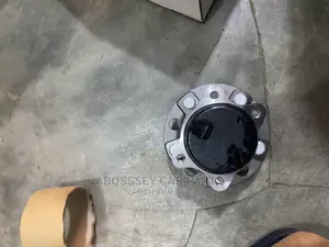Hyundai Sonata/Tucson 2015 to 2018 Back Hub