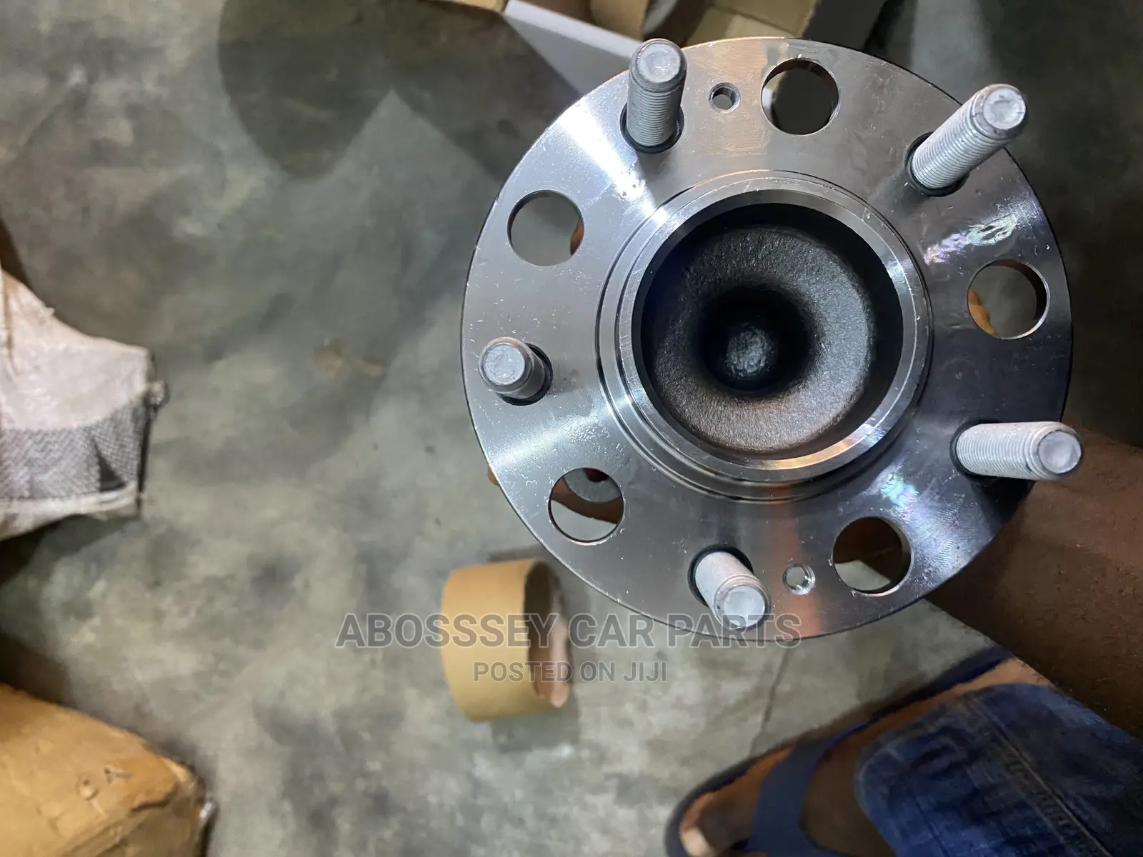Hyundai Sonata/Tucson 2015 to 2018 Back Hub