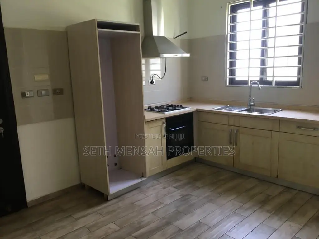 3bdrm Townhouse / Terrace in Skm, Ability for Rent