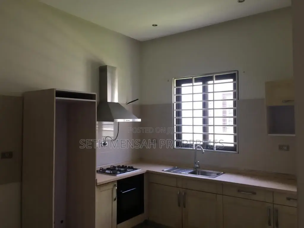 3bdrm Townhouse / Terrace in Skm, Ability for Rent
