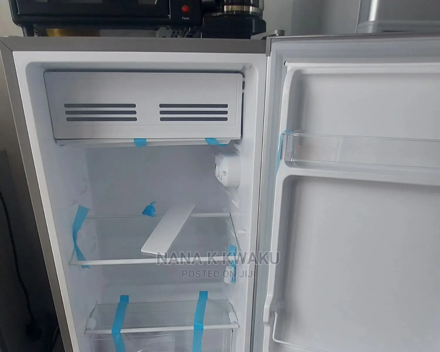 Pearl Table Top Fridge Silver VCM