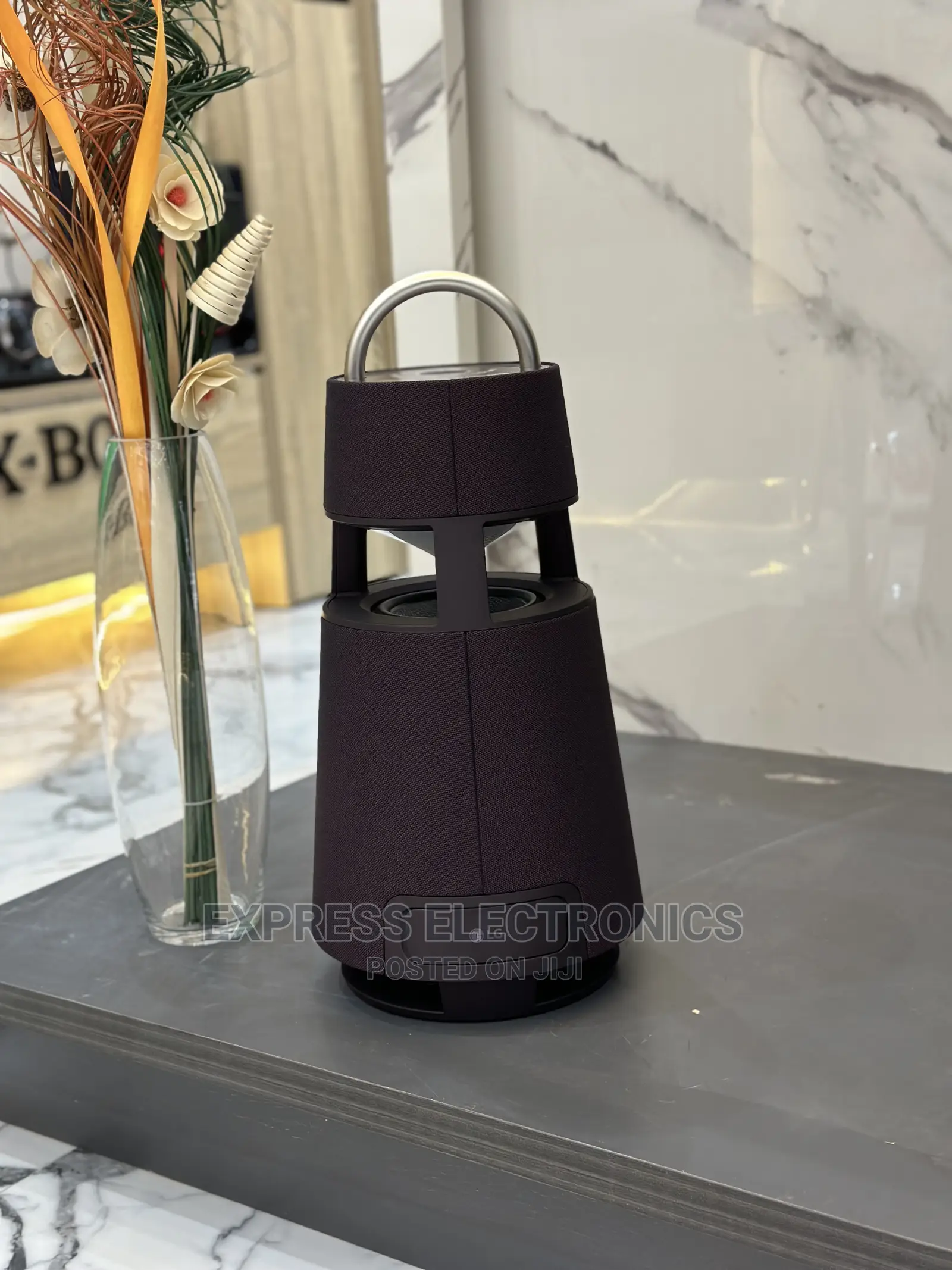 RP4 Speaker Spin the Decks From the Dance Floor