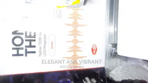 Brand New WIFI Bomaker Projector From the Uk