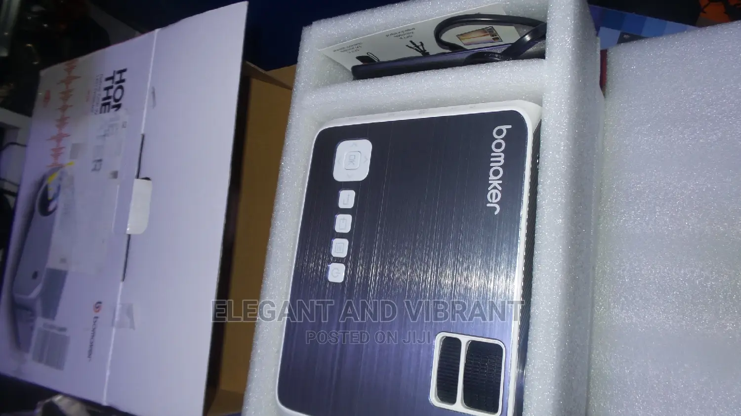 Brand New WIFI Bomaker Projector From the Uk
